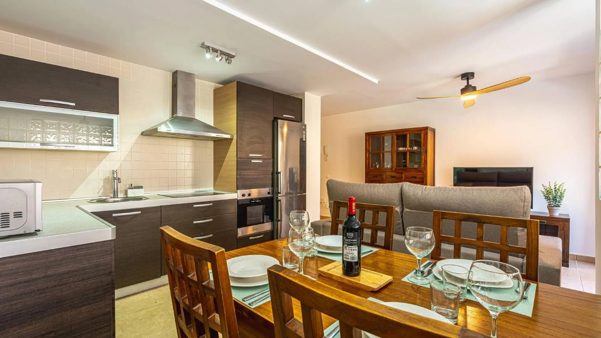 As De Casas - Apartment In Palm Mar - El Mocan