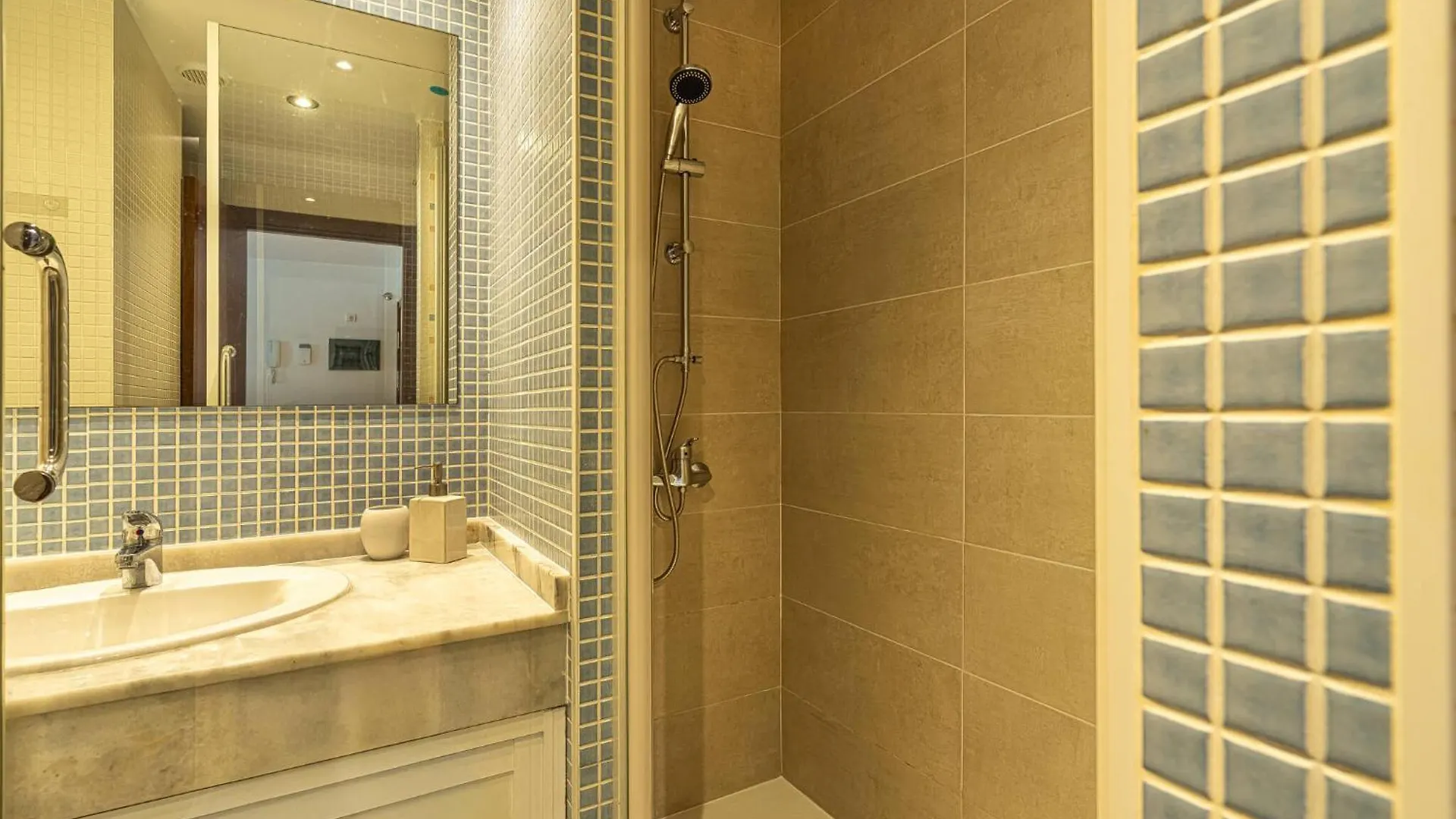 As De Casas - Apartment In Palm Mar - El Mocan